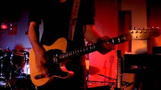GrAHAM COXON STANDING ON MY OWN AGAIN LIVE 100CLUB 22June 2011 Converse