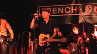 FRENCH KISS - Live Movie