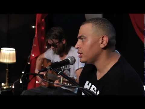 Fresku - Paranoia (Live @ Lowlands 2012)