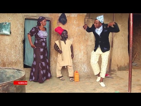 Bosho Yana Rawar Gayu A Gaban Babansa [ Musha Dariya ] Video
