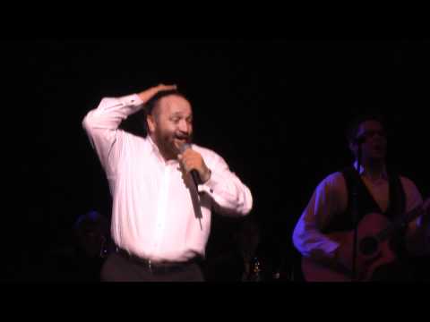 Simchas Beis Hashoeva Concert - Yehuda Green 3