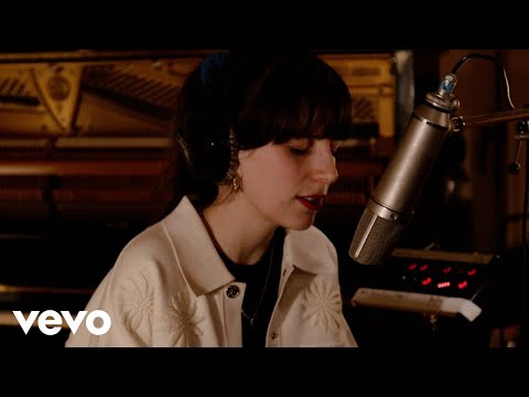 Coline Rio - On m'a dit (Clip officiel) ft. Trio SR9