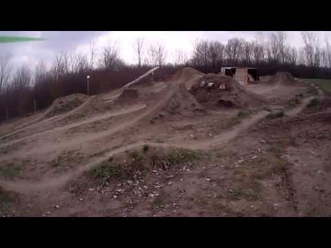 Eisingen Dirtbikeplatz Quadrocopter Zweiter Testflug