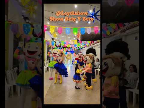 Bely princesa .Baile en cumpleaños #belyybeto #belyprincesa #virals #30años #10k