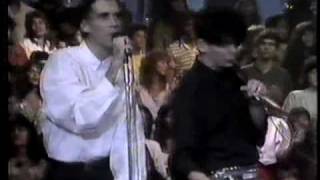 Titãs - &quot;Marvin&quot; e &quot;Não vou me adaptar&quot; no Globo de Ouro, 1988