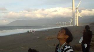 preview picture of video 'Bangui Windmill, BEA  and big waves'