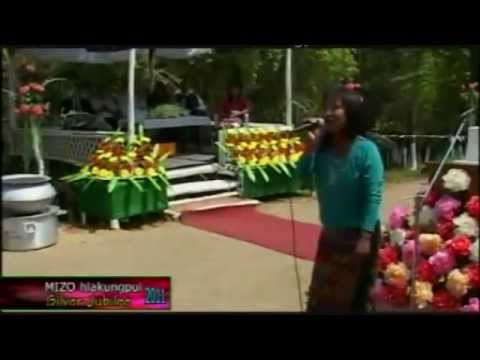 F. Lalzamliani - Awmkhua a har mang e (Live)
