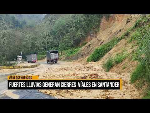Fuertes lluvias generan cierres víales en Santander