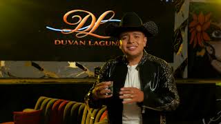 DUVAN LAGUNA ARTISTA DE MUSICA POLAR CON BEIENDO PARA OLVIDAR