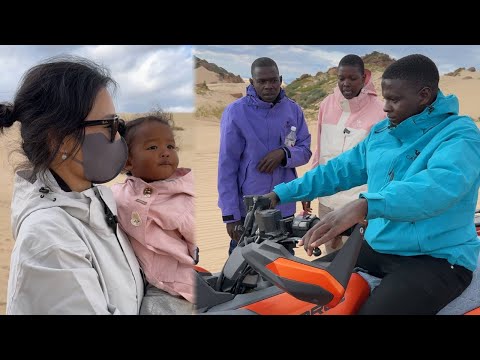 My family saw the desert for the first time in China — they were so shocked and excited!