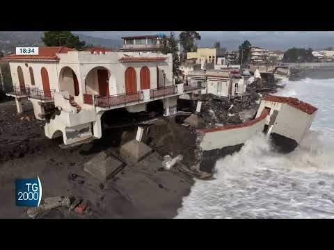 Severe weather has forced families to evacuate Catania. Red alert in the South.