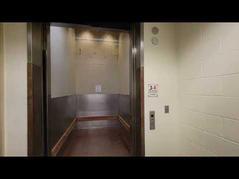 Westinghouse AE Traction Service Elevator - Capital Square, Des Moines, IA