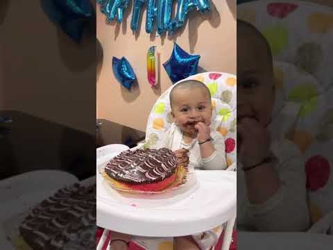 Kushagra birthday cake smashing