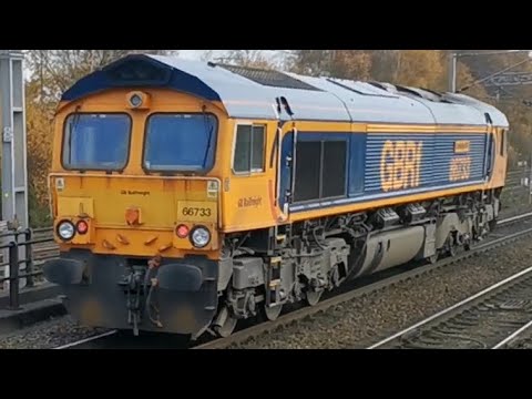 GBRF Class 66 66733 'Cambridge PSB' Passes Wigan North Western Southbound Light Engine 0C66 2/12/22