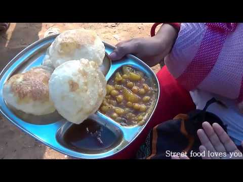 How to make Dal Kachori / Luchi / Puri in Indian Street - Street food loves you Video