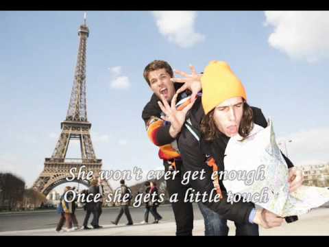 3Oh!3 Feat. Ke$ha - My First Kiss