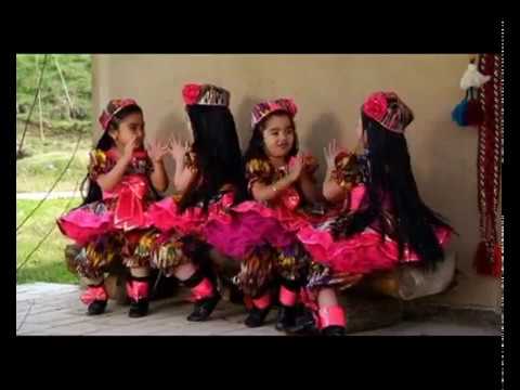 Chamanda gul..  Uzbek folk song & dance. girls dancing...