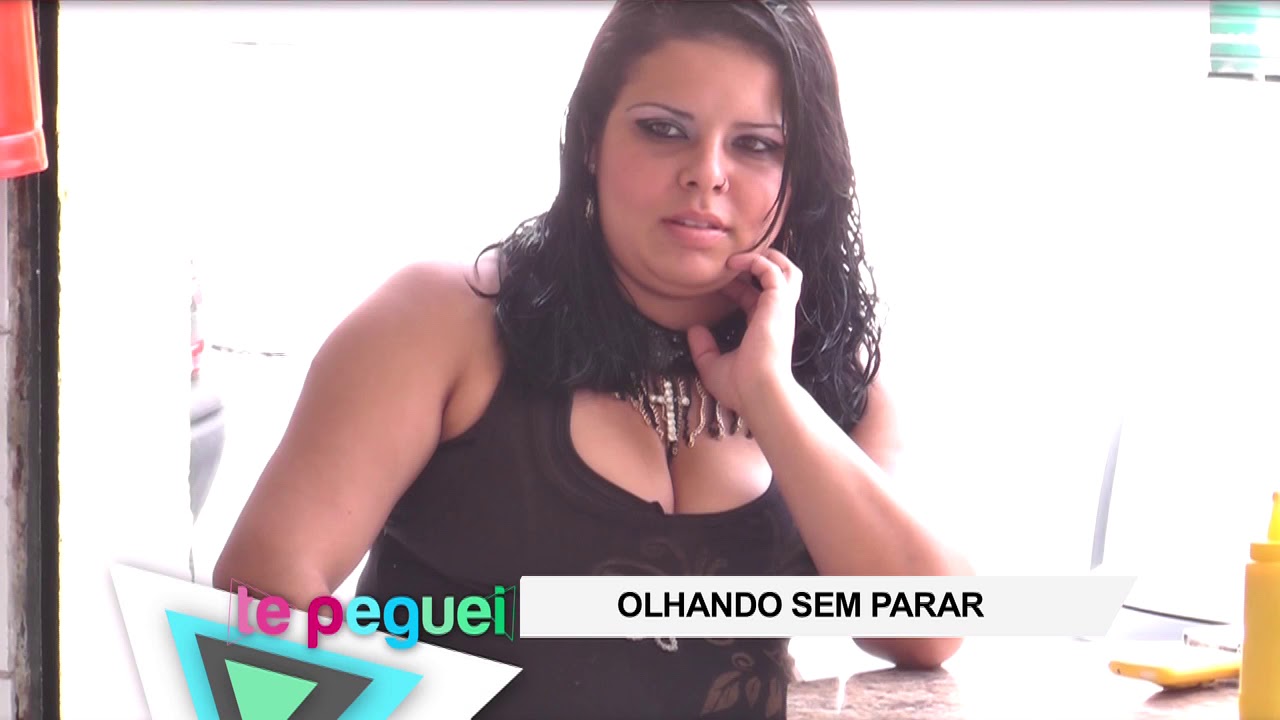 Man flirts with woman and causes confusion