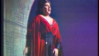 Birgit Nilsson's demonical Bel Canto  (2 C6s with dives to chest register)