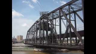 preview picture of video 'Rock Island Arsenal Bridge Closing'