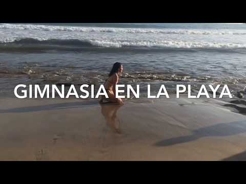 Gymnast in the beach/ gimnasia en la playa 😎