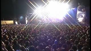 Download lagu Peterpan 'yang terdalam' live konser soundrenaline 2004 padang, stadion Agus Salim mp3