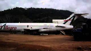 preview picture of video 'BOEING 727-200 Dominical Costa Rica'