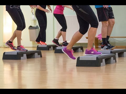 Live Step Aerobic mit Susi und Kathrin