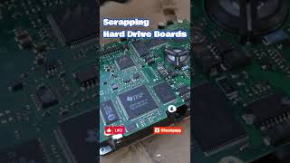 ⚙ Did you know you could scrap the boards from your hard drive?
