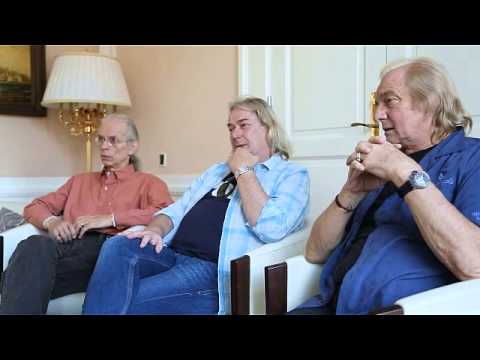 YES interview - Steve Howe - Geoff Downes - Alan White - 2014