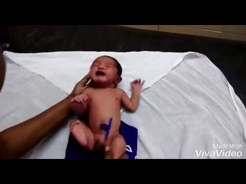 How to wrap a newborn baby