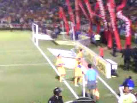 penal tigres vs atlante...gol de la gata!!!