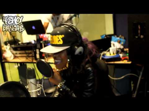 Jebroer, iAmAisha & Mr. Polska Bangin' Radio Freestyle [ @4SHOBANGERScom ] www.4shobangers.com