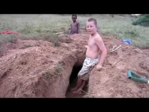 Jesse digging for hares.wmv