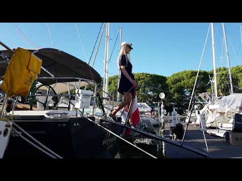 Walking on GS Composite carbon gangway with carbon handrail