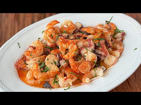 Pulpo con gambones al ajillo