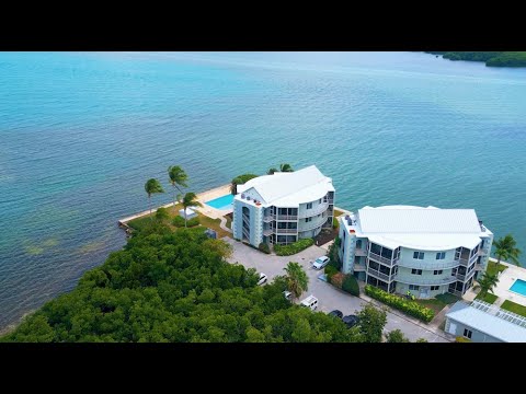 Turtle Cove Ground Floor 3 Bed with expansive water view