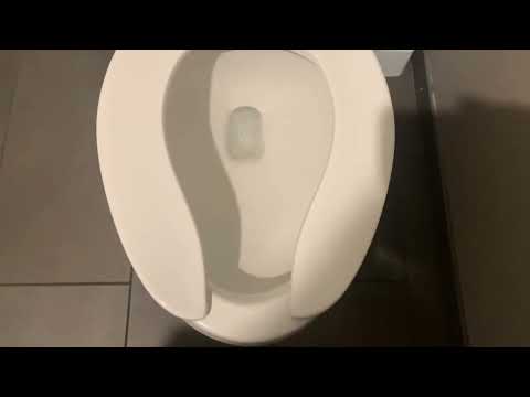 Comfort inn and suites Men’s Restroom Full Shoot