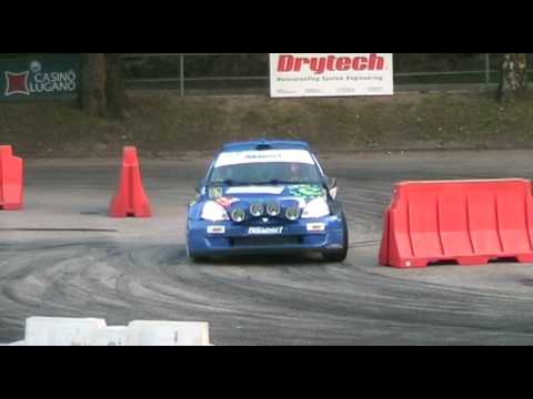 crash clios S1.6 rally internazionale Ticino Sala jonathan-Sala tatianaavi