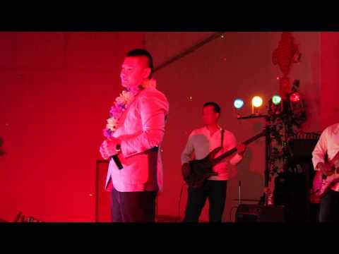 Tingnoi's Concert in Winnipeg 2015:  Tom Vongdara  ຕ້ອມ ວົງດາຣາ (Khon Tee Vang Dee)