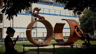 Francia aprueba por unanimidad la derogación del 'Código Negro', una ley esclavista colonial