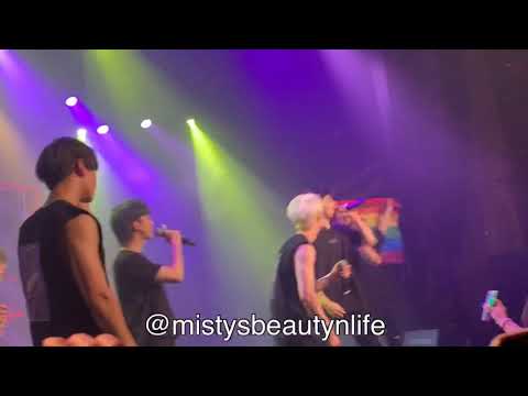 Pentagon in Chicago - Spectacular