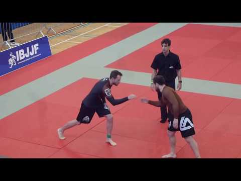 Richard Kerrigan vs Sebastian Swislocki - FINAL - IBJJF London Fall Open No-Gi 2019 - Brown Master 2