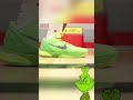 KOBE 6 PROTRO GRINCH TRACTION TEST Kobebryant