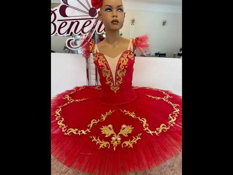 Stage costume F 0001 - video 22