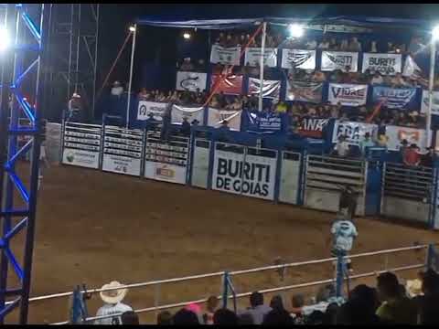 rodeio em Buriti de Goiás com os melhores montadores da região e do Estado