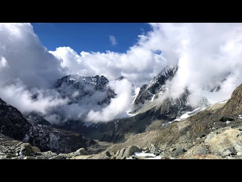 Hiking alone the southern side of Matterhorn - Day 1