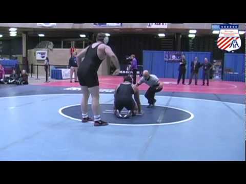 D2 285 - Jake Kahnke (St. Cloud State) over Jake Elkins (Newberry) Maj 19-8