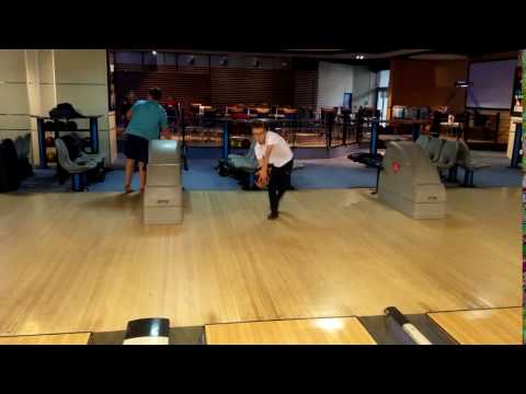 Tanguy joueur a deux mains ...