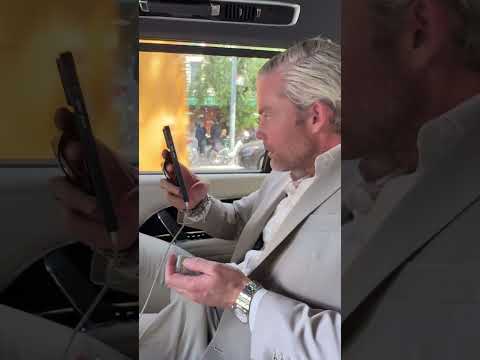 Giving my boss objects he never asked for #officehumor #prank